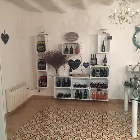 Bed & Breakfast Wine & Cooking Penedes 4*