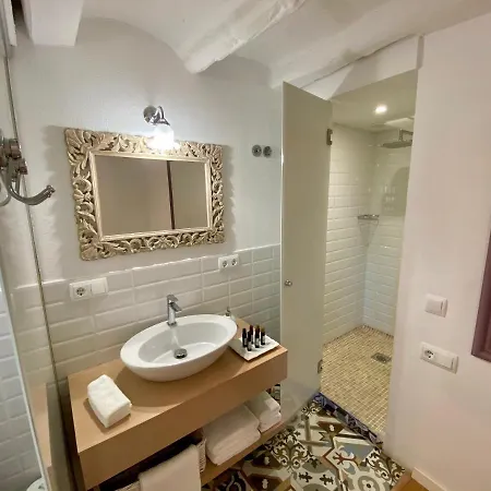 Bed & Breakfast Wine & Cooking Penedes 3*