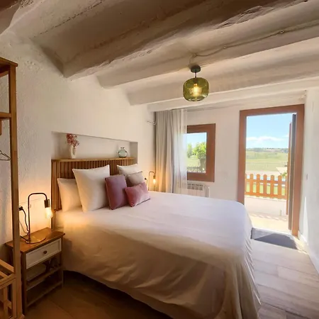 Wine & Cooking Penedes Bed & Breakfast 3*
