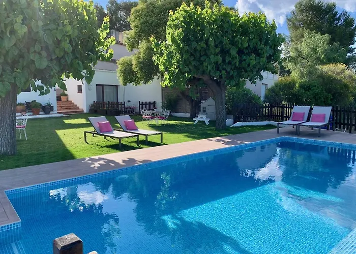 Wine & Cooking Penedes Bed & Breakfast 4*
